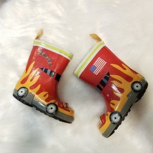 Kidorable toddler boy rain boots fire truck size 6